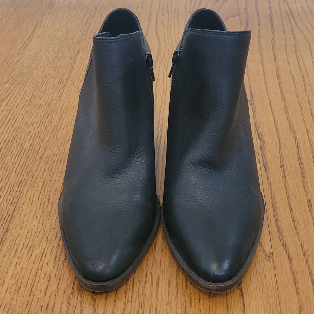 Lucky Brand Black Leather Ankle Booties with Stacked Heel